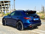 Infiniti QX70-4