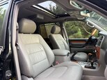 Lexus LX 470-16