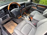 Lexus LX 470-12
