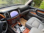Lexus LX 470-17