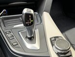 BMW 320d-8