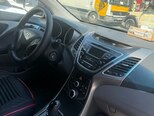 Hyundai Elantra-4