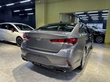 Hyundai Sonata-14