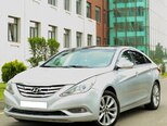 Hyundai Sonata-1