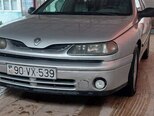 Renault Laguna-10