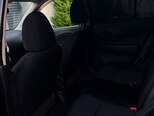 Nissan March-9