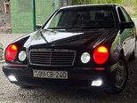 Mercedes E 240-3