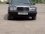 Mercedes 190-1