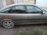 Opel Vectra-2