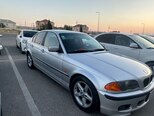 BMW 320-3