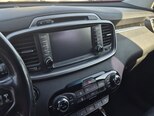 Kia Sorento-8