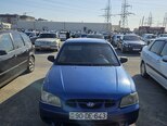 Hyundai Accent-1