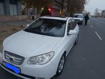Hyundai Elantra-1