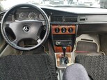 Mercedes 190-5