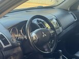 Mitsubishi Outlander-6