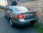 Volkswagen Passat-4