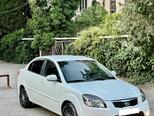 Kia Rio-2