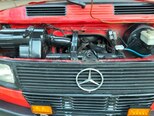 Mercedes 208 D-8