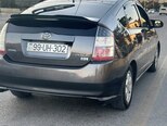 Toyota Prius-5