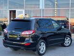 Hyundai Santa Fe-6