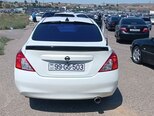 Nissan Sunny-2
