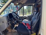 Ford Transit-7