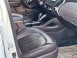 Hyundai Tucson-13