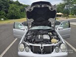 Mercedes E 270-1