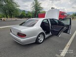 Mercedes E 270-9