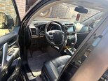 Toyota Land Cruiser-9