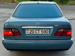 Mercedes E 240-2