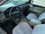 Mercedes E 240-5
