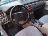 Mercedes E 240-8