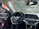 Hyundai Elantra-4