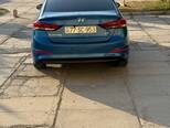Hyundai Elantra-7
