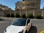 Tesla Model 3-9