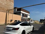 Tesla Model 3-10