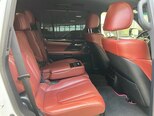 Lexus LX 450d-33