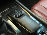 Lexus LX 450d-26