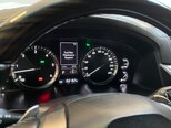 Lexus LX 450d-10