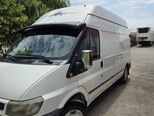 Ford Transit-8