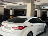 Hyundai Elantra-8