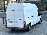 Ford Transit-12
