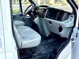 Ford Transit-17