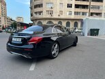 Mercedes E 300 4MATIC-3