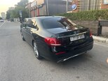 Mercedes E 300 4MATIC-6