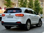 Kia Sorento-11