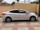 Hyundai Elantra-6