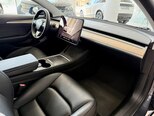 Tesla Model 3-9