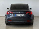 Tesla Model 3-5